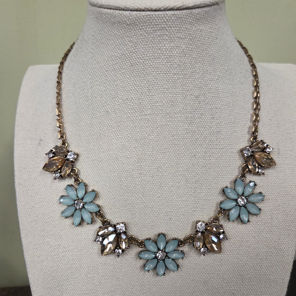 BOGO💖Pastel Garden Necklace